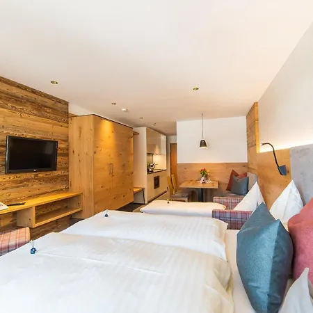 Hochland Gmbh Apartment 4*