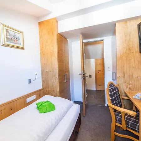 Hochland Gmbh Appartement Nauders