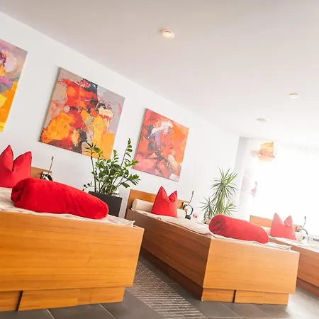 Hochland Gmbh Наудерс