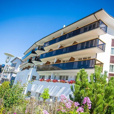 Hochland Gmbh Апартаменты 4*