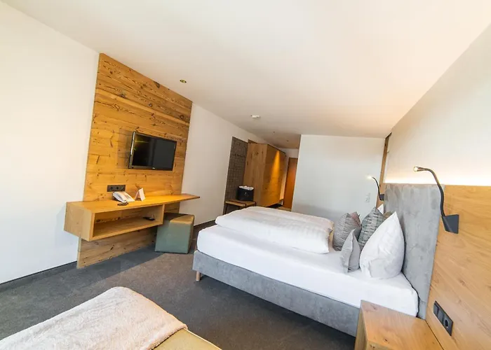 Hochland Gmbh 4* Наудерс