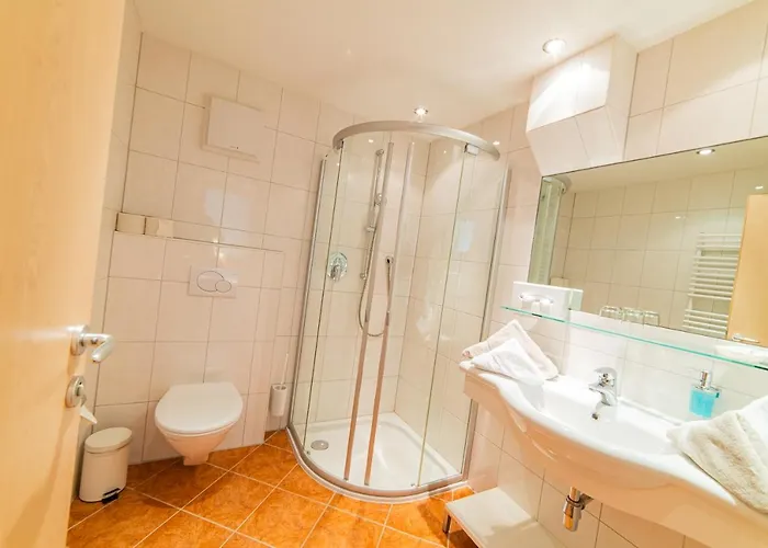 Hochland Gmbh Наудерс