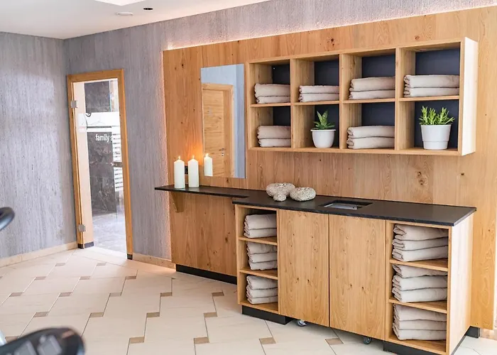 Hochland Gmbh 4* ناودرس