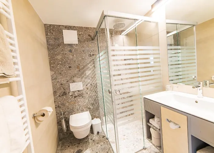 Апартаменты Hochland Gmbh Наудерс