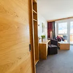 Hochland Gmbh 아파트 4*